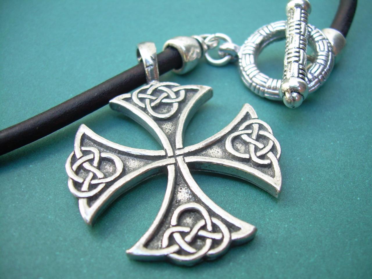 Leather Necklace, Celtic Cross, Mens Necklace, Mens Jewelry, Mens Gift, Cross Pendant, on Luulla